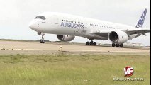 Airbus A350 æfir lendingar á Keflavíkurflugvelli í hliðarvindi // Airbus A350 in crosswinds at KEF  Crosswind Landing
