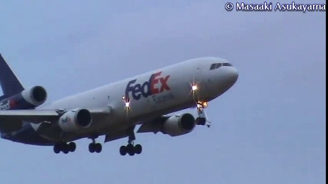 Crosswind Landing - by FedEx Express McDonnell Douglas MD-11(F) 【N587FE】 Crosswind Landing