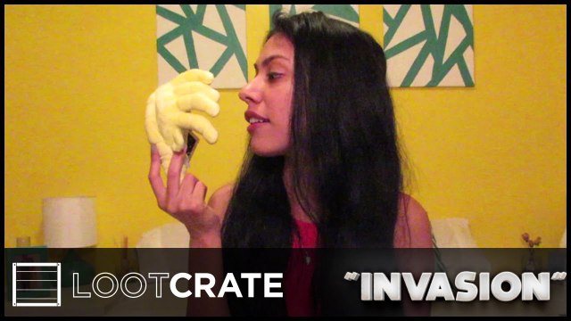 Loot Crate Unboxing - INVASION! (JANUARY 2016/DECEMBER 2015)