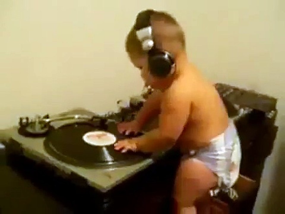 (Funny)Dj Baby