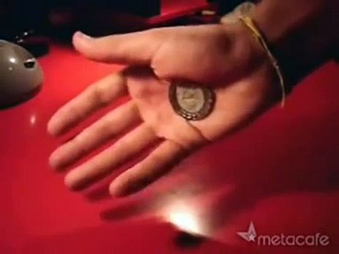 Уличная Магия с пивной крышкой - Street Magic with a beer cap.