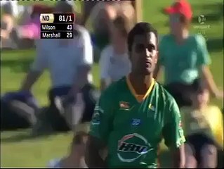 Amazing Catch ever in history of cricket