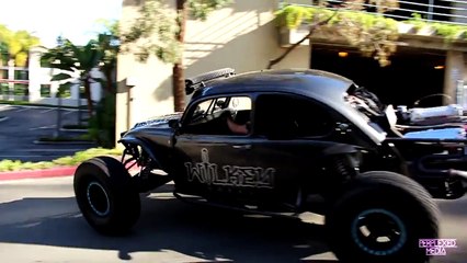 Il s’éclate en buggy dans les rues de San Diego