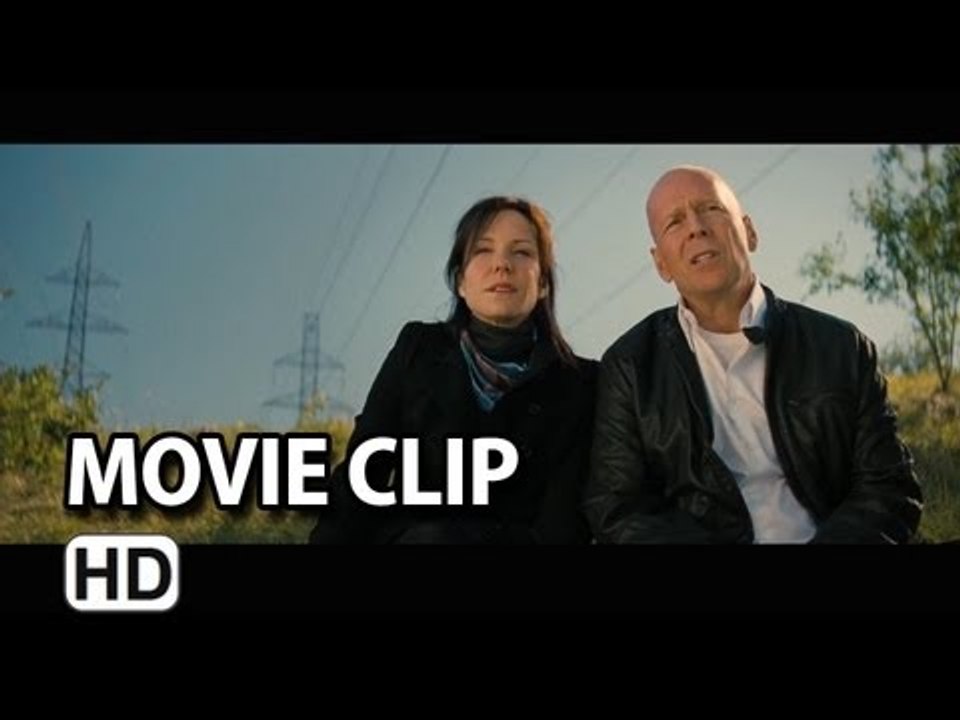 RED 2 - Scena in italiano Certe cose non si possono insegnare