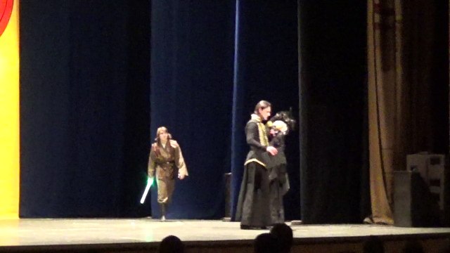 Попытка нападения на ведущих АниМатрикса 2016 Джедаем