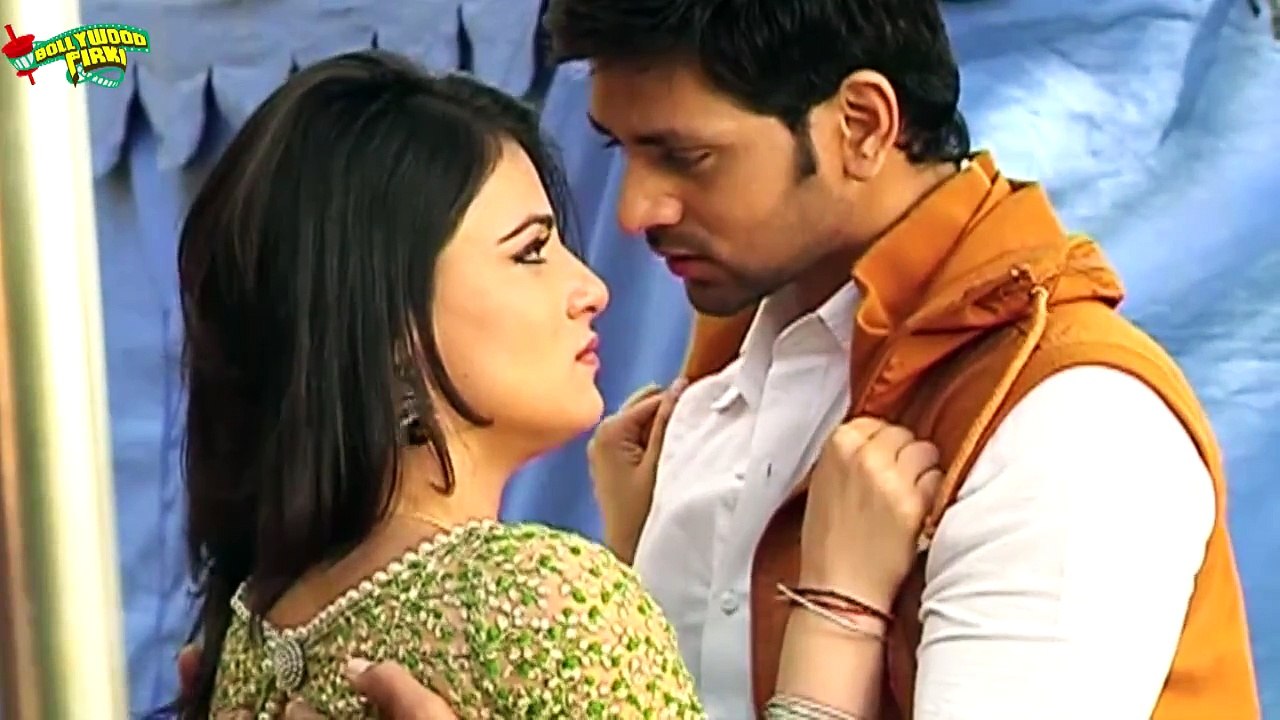 Meri Aashiqui Tumse Hi - Ranveer SAVES Ishani From Snake Bite