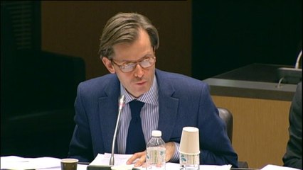 Contrôle de l'état d'urgence :  "Ne réinventons pas la roue", propose Larrivé (LR)