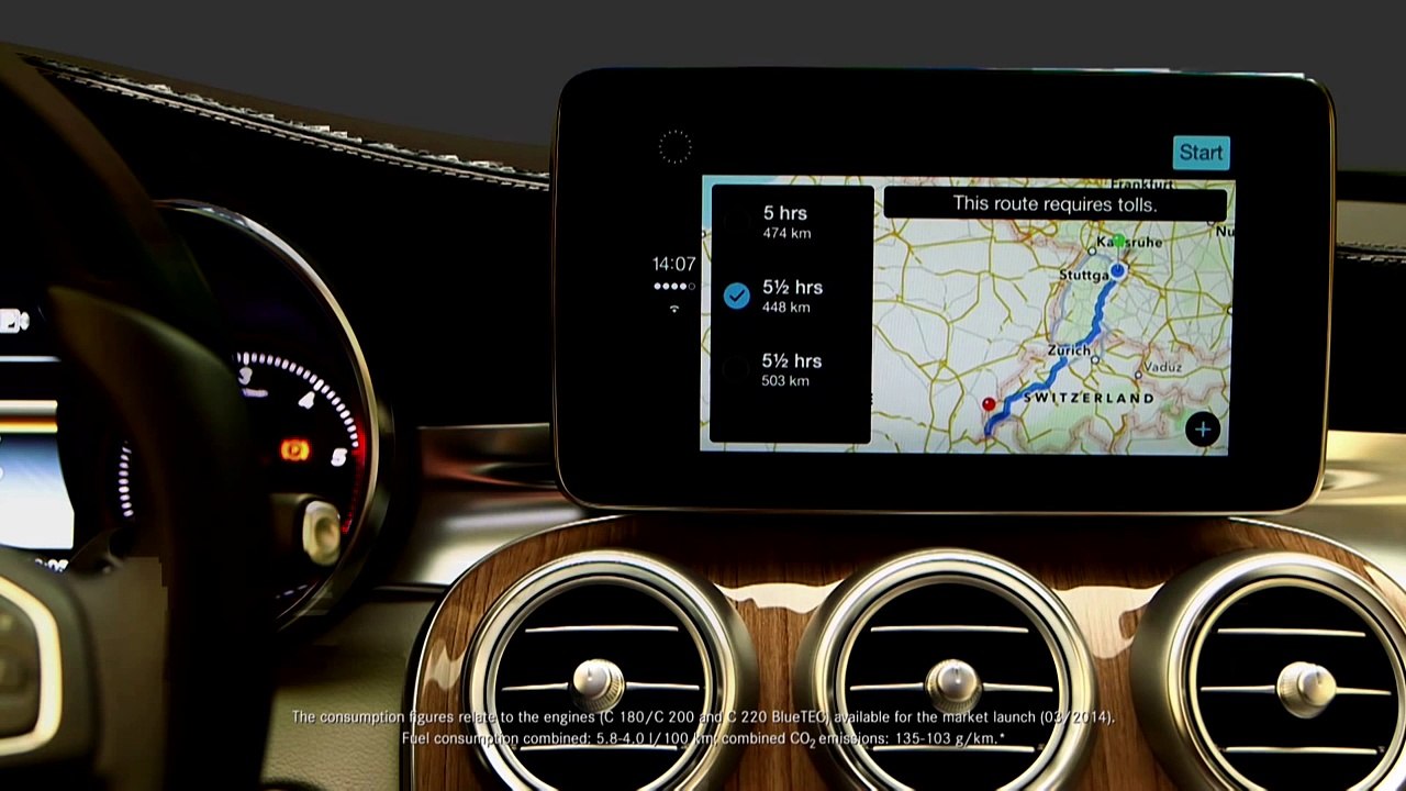 Apple CarPlay in the new C-Class - Mercedes-Benz original