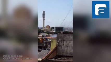 Incêndio atinge prédio da UEA em Manaus