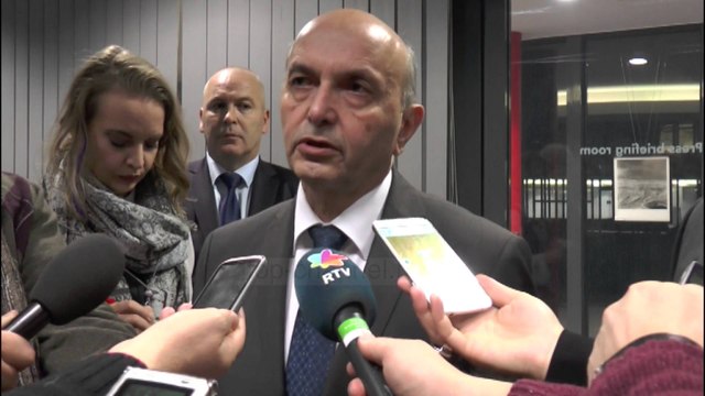 Bisedimet Kosovë-Serbi, takohen Mustafa e Vuçiç - Top Channel Albania - News - Lajme