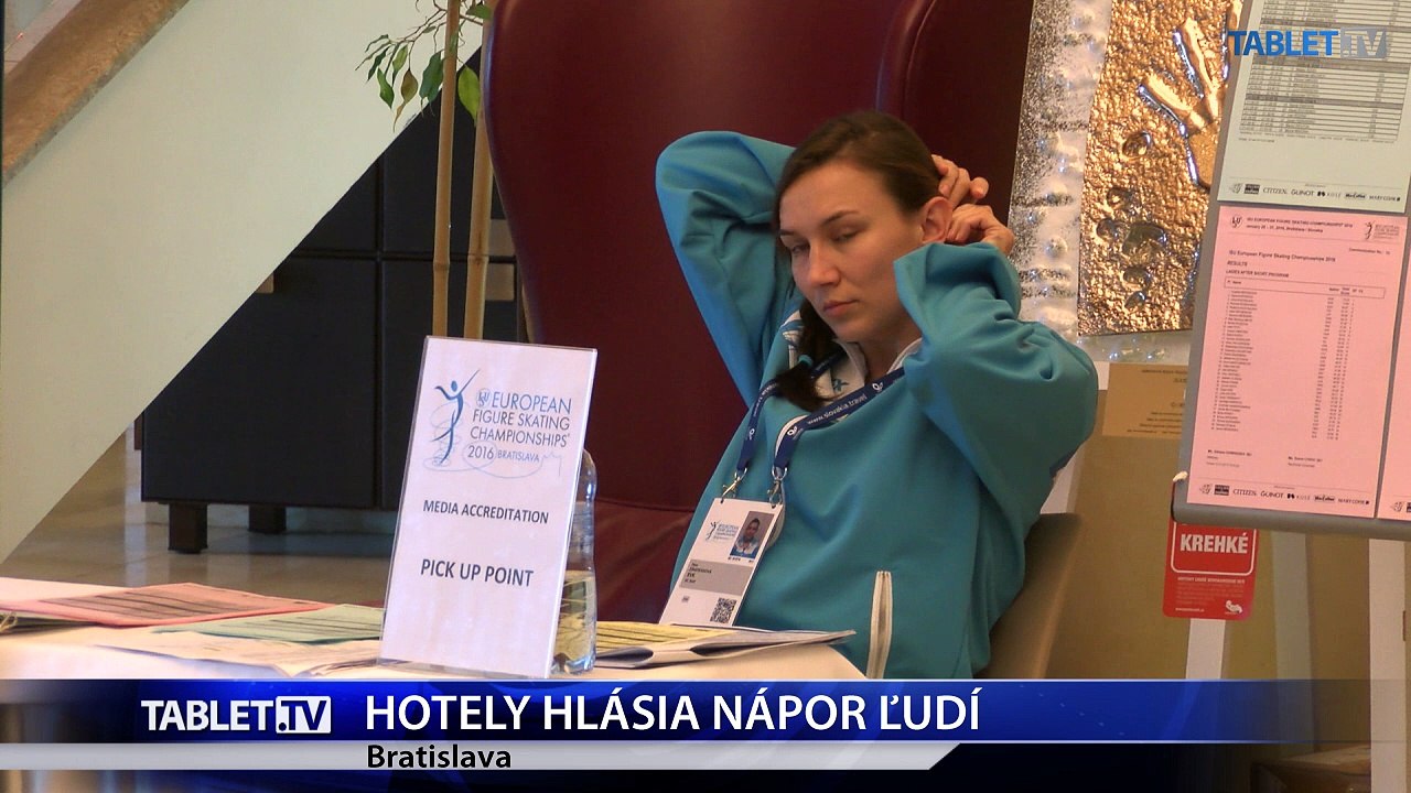 Do Bratislavy prichádzajú tisíce ľudí. Hotely hlásia nápor ľudí