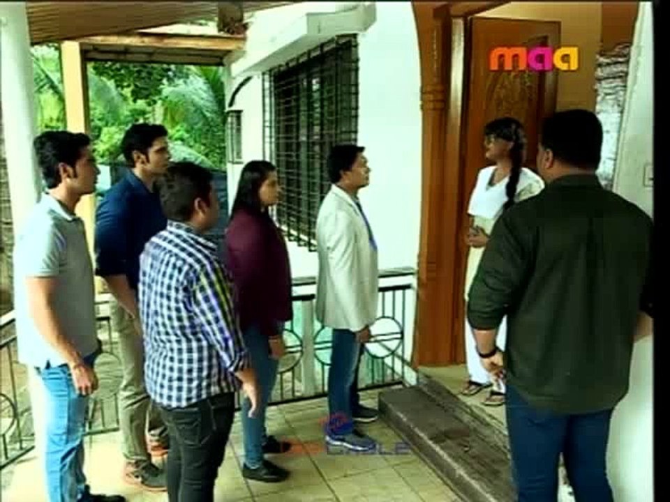 CID (Telugu) E 1058 (20th - Jan - 2016) - 4