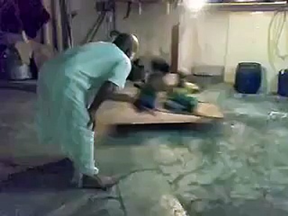 Pakistan Very Funny Clip 2011