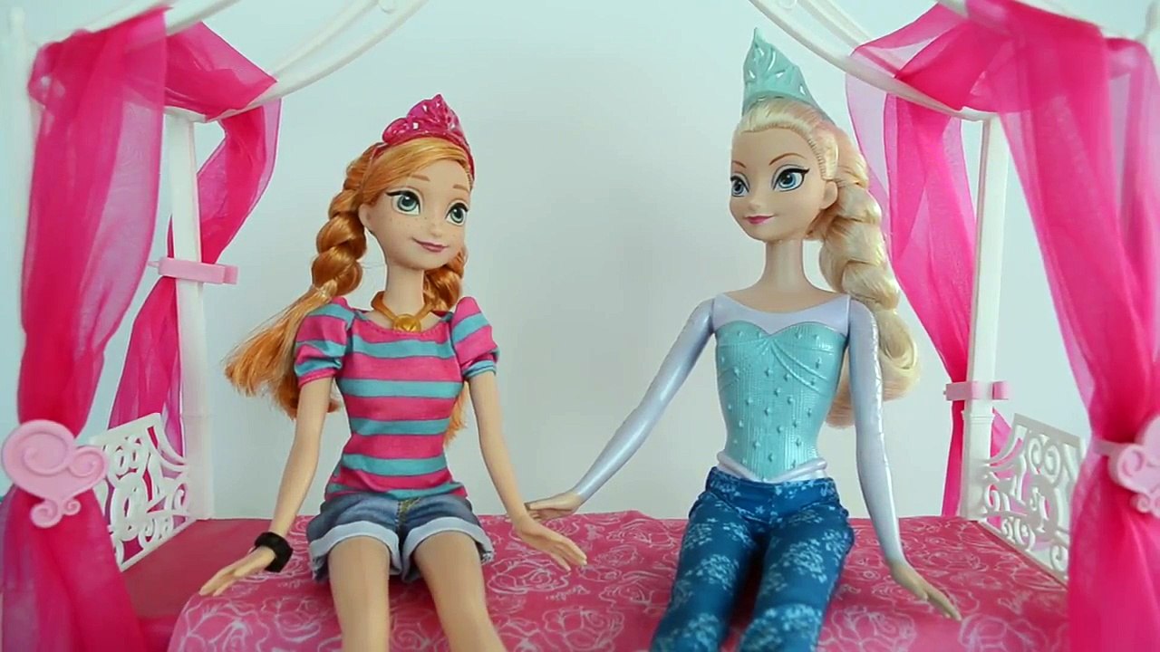 Frozen Anna e Gabriel indo para Escola Em Portugues