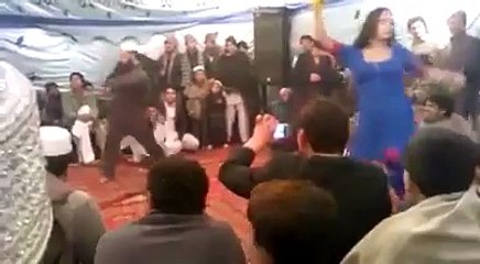 Fazul ur Rehman son Enjoying And Dancing in party