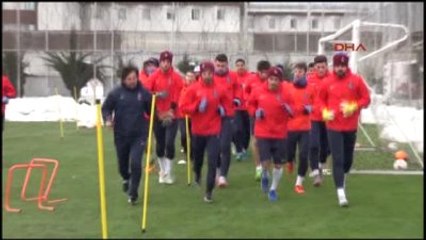 Trabzonspor'da Soner ve Alper; Akhisar, Mbia İse Çin Yolcusu