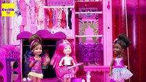 Barbie ve Ailesi | Barbie Chelsea Ceren Eve Arkadaşlarını Davet Ediyor | EvcilikTV Barb