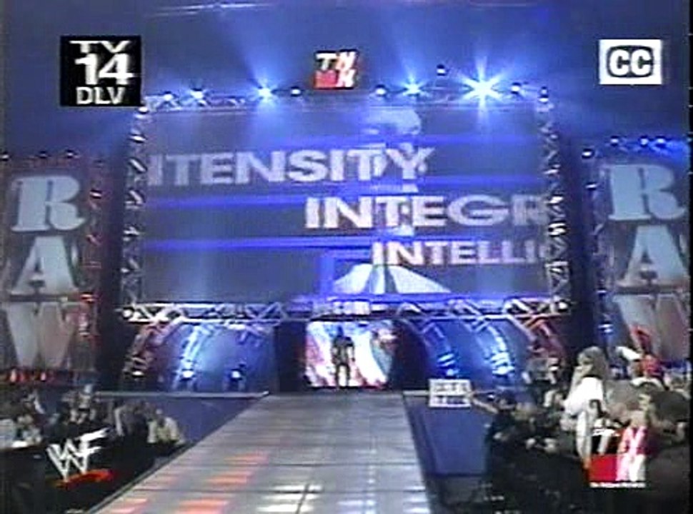 The Undertaker vs Kurt Angle (Raw 11.05.2001)