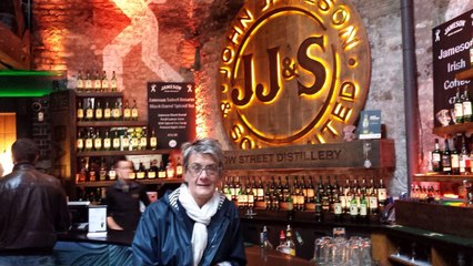 Aline au pays des pubs V2