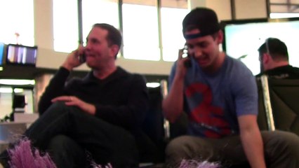 CELL PHONE CRASHING at the AIRPORT!