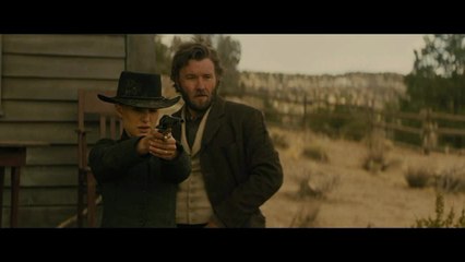 Natalie Portman Takes Target Practice In 'Jane Got A Gun' Scene