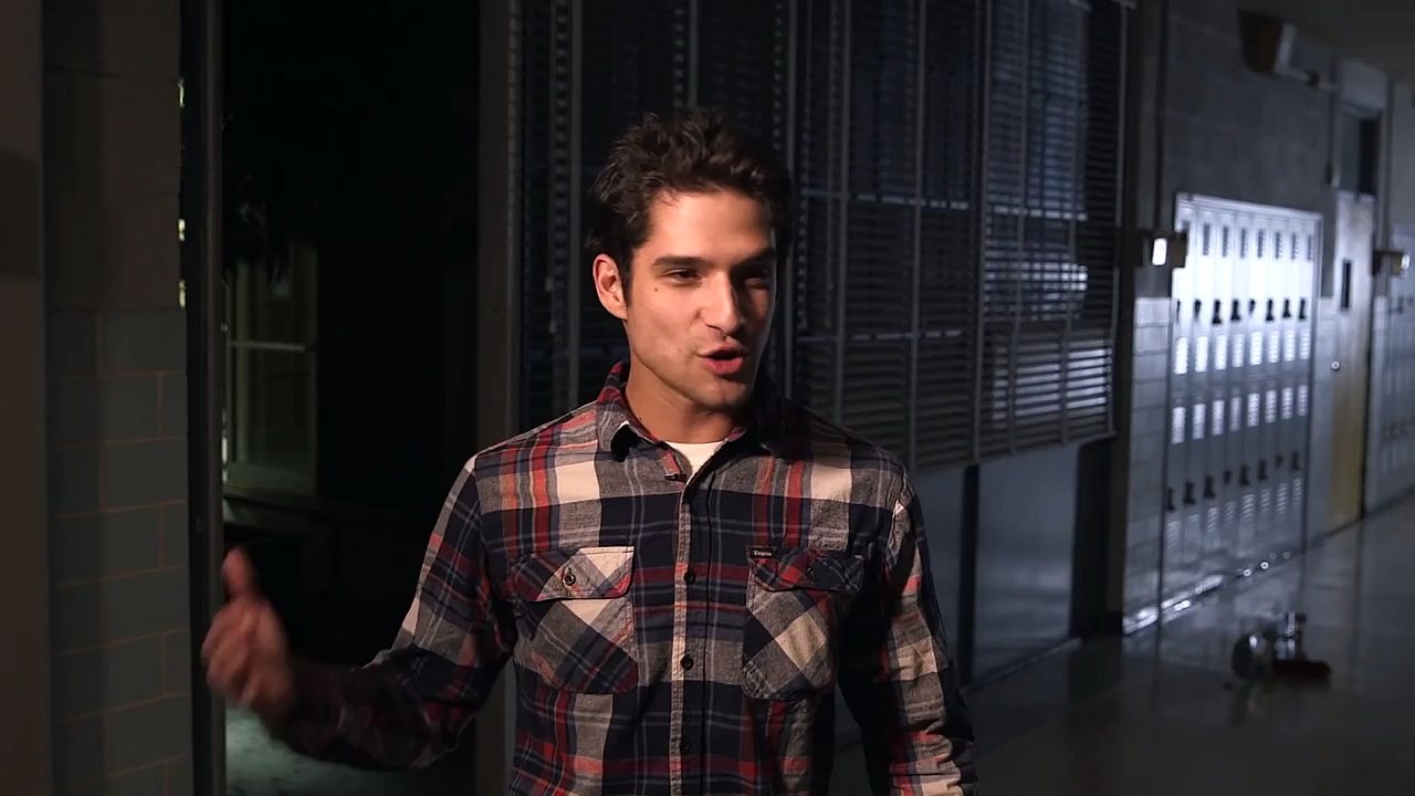 Teen Wolf (Season 5) | Who Does the Best British Accent? | MTV