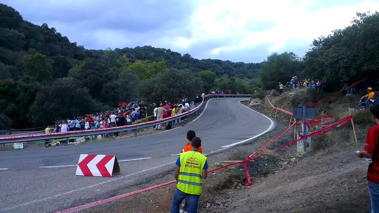 Citroen saxo crash rally drift HD