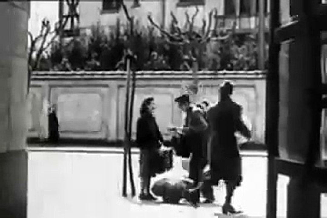 还乡日记 (Huan Xiang Ri Ji) - Diary of the Homecoming (1947)