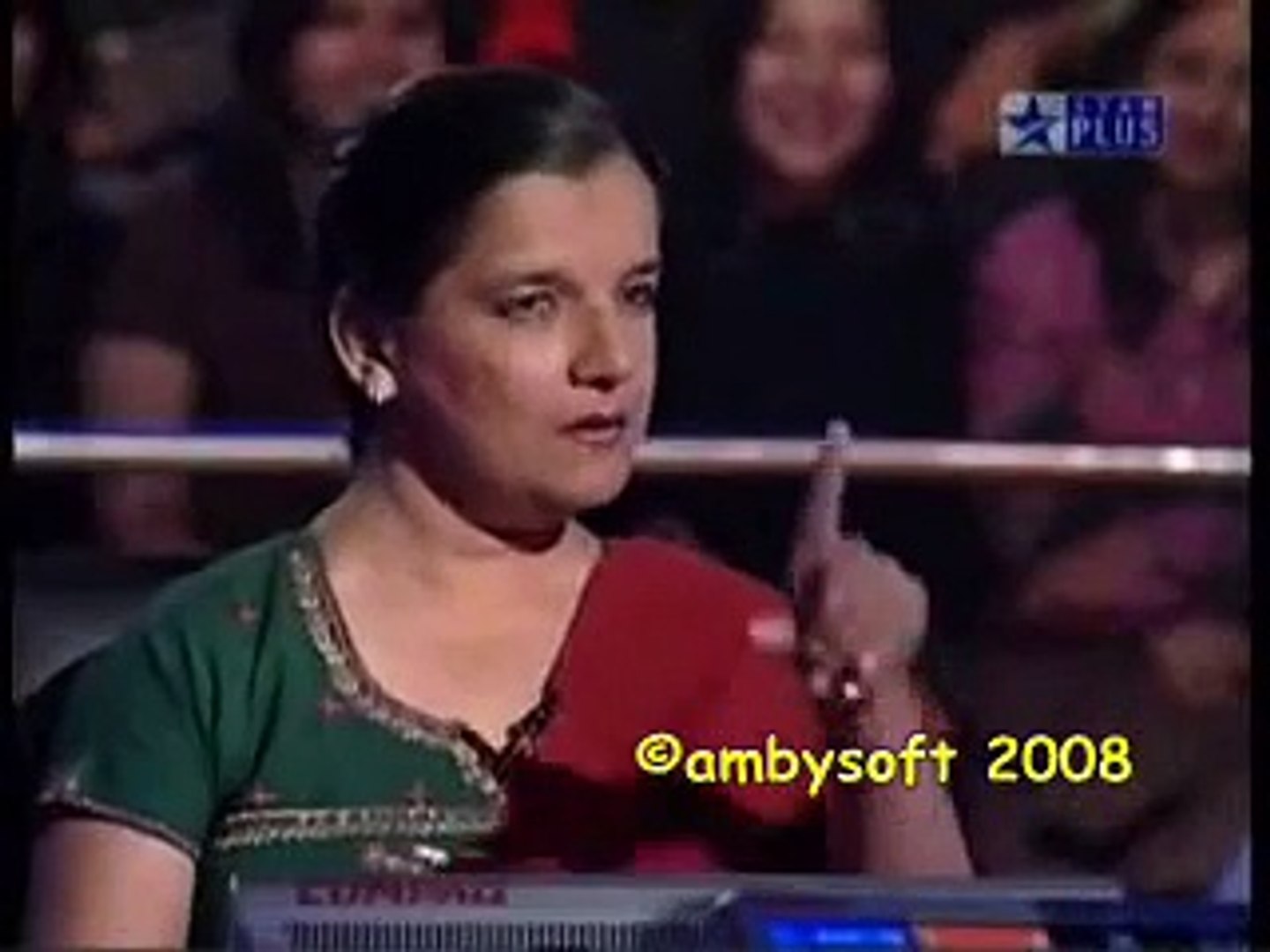 Sharuk khan Insulted by a Lady professor in KBC