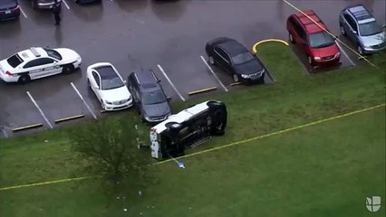 Severa tormenta volcó autos en autopistas de Florida