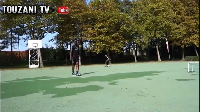 Video: Mario Balotelli fue humillado por un 'freestyler'