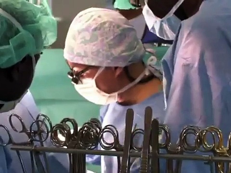 Mécennat chirurgie cardiaque : Opération à coeur ouvert