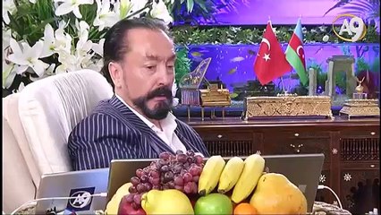 Münafıklar kendilerini Müslümanlardan çok kaliteli ve üstün görürler.