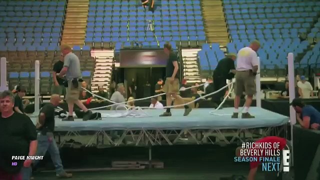 WWE Total Divas Paige & Rosa Mendes (720p)