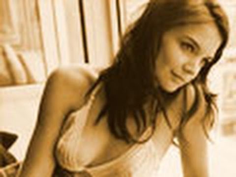 Dont' Be Afraid Of The Dark - Trailer