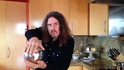 Pratik sihir ve komik sihirbaz :D