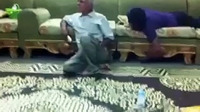 whatsapp latest funny videos old man jumped off surprised by grandson
