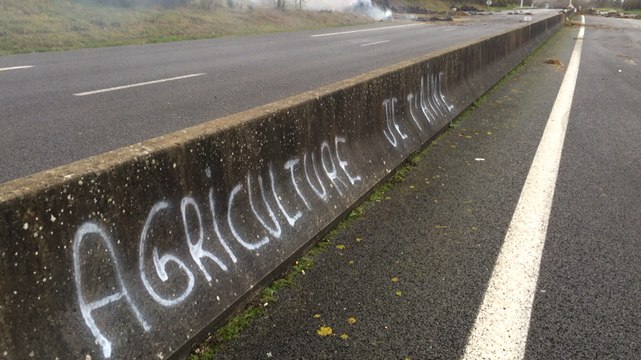 Les dernières heures du blocus de l'A84?