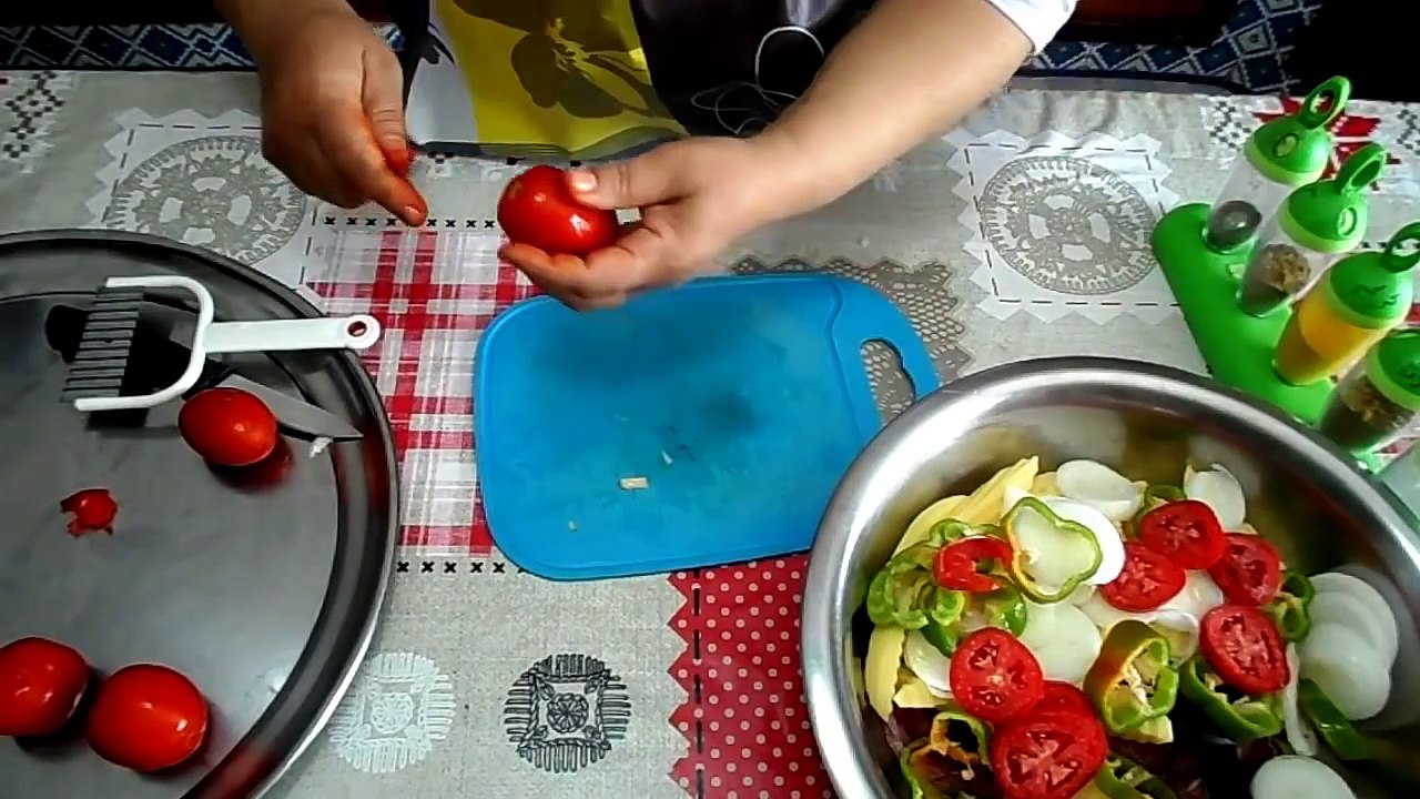 طريقة إعداد طاجين بطاطس بلحم البقر - بطاطا بالفرن بلحم البقر - Pommes de terre au boeuf