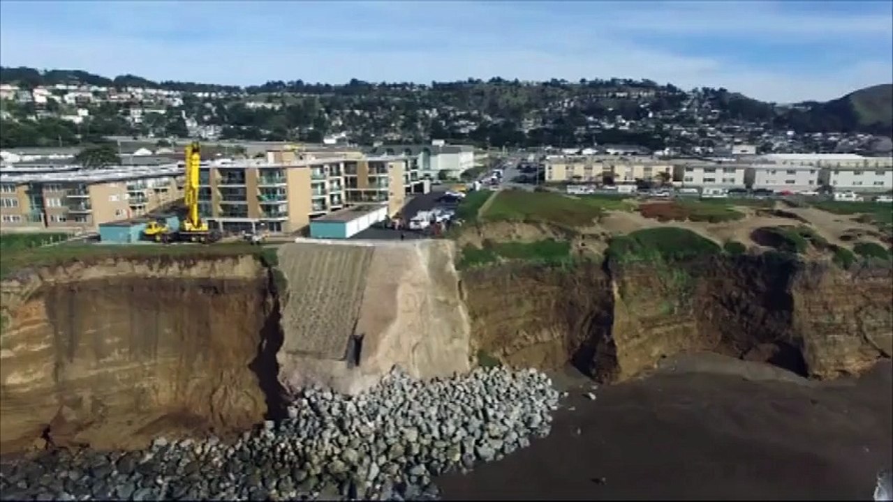 Californie: l'érosion inéluctable de la côte en...