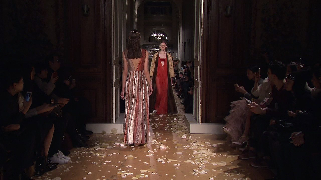 Défilés haute-couture printemps été 2016 Valentino