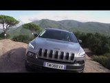 Jeep Cherokee 2014 - immagini dinamiche su strada e off-road