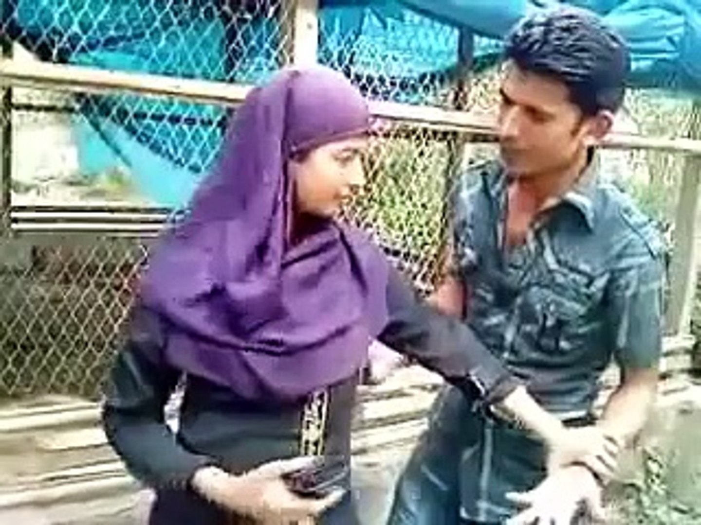 Bangladeshi Girl Kissing