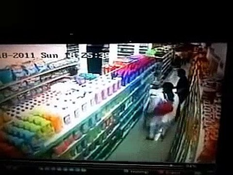 Live CCTV footage of EARTHQUAKE BhatBhateni, Nepal Disastrous Earthquakes