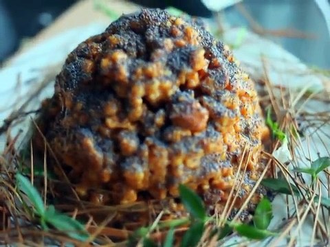 Видео-рецепт- Торт Муравейник со сгущенкой