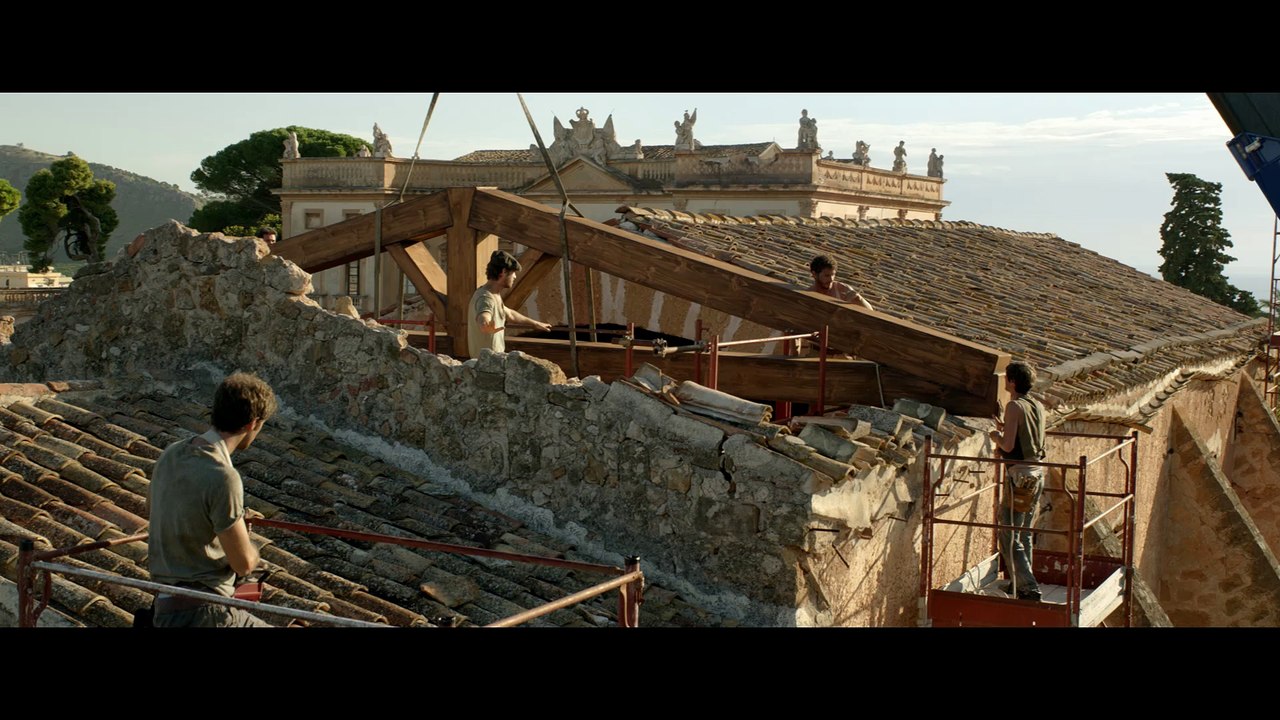 Exclu Vogue: Sophia Loren dévoile le nouveau parfum Dolce & Gabbana