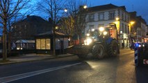 Les agriculteurs défilent à Pontivy