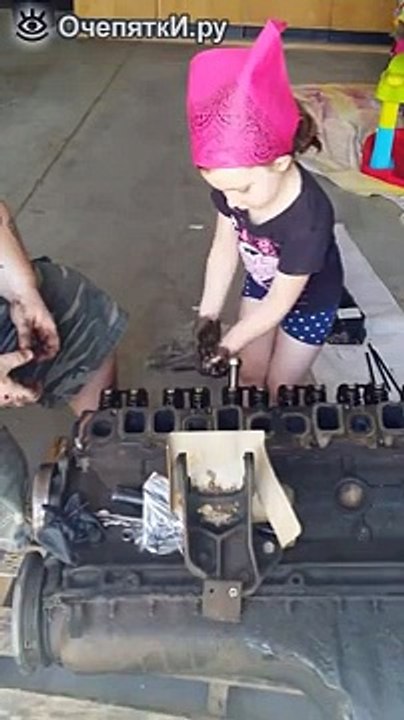 Пятилетняя работница авторазбора