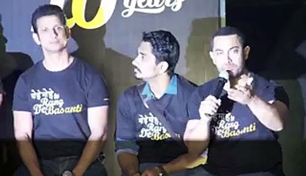 Proud Muslim - Aamir fitting reply to Akshay Kumars Intolerance comment on Aamir