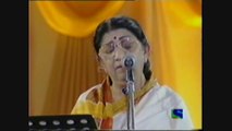 JO WADA KIYA WOH NIBHANA PARHEGA -- LATA MANGESHKAR CONCERT